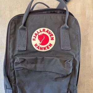Fjallraven Kånken Dark Gray Backpack
